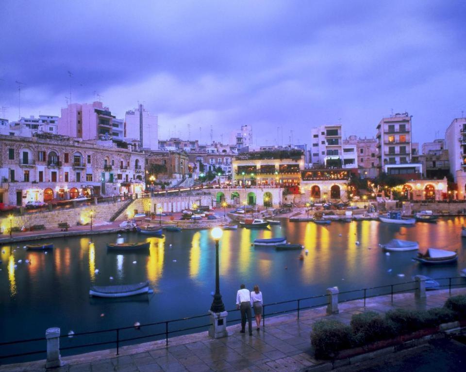 A Lovely 3 Bedroom, 3 Baths Home In The Centre Of Gzira By 360 Estates Екстериор снимка